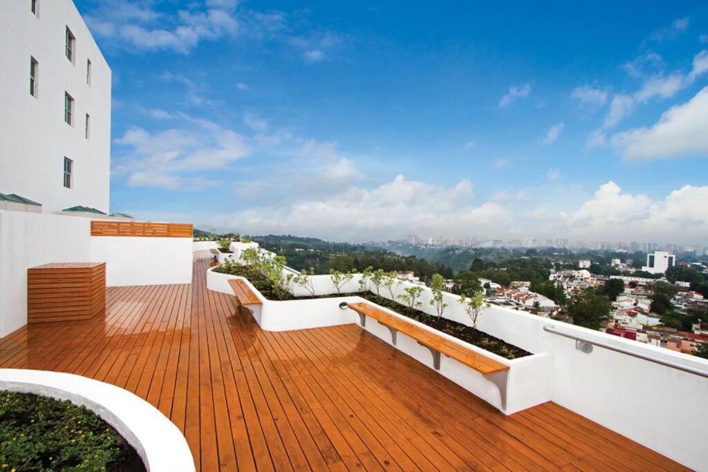 2 Rooms, 1 King Size Bed, 64" Smart Hdtv Guatemala City Ngoại thất bức ảnh