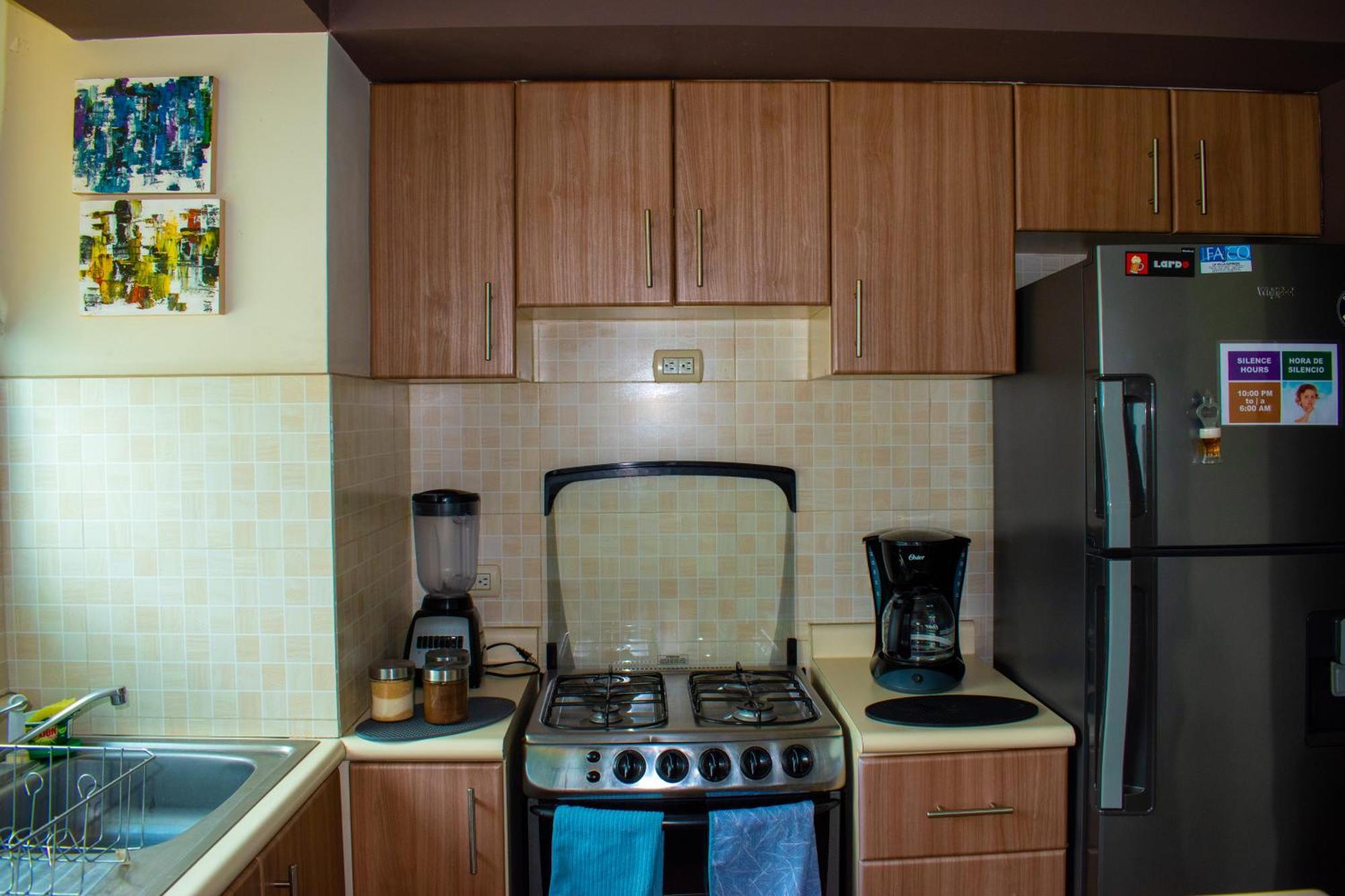 2 Rooms, 1 King Size Bed, 64" Smart Hdtv Guatemala City Ngoại thất bức ảnh