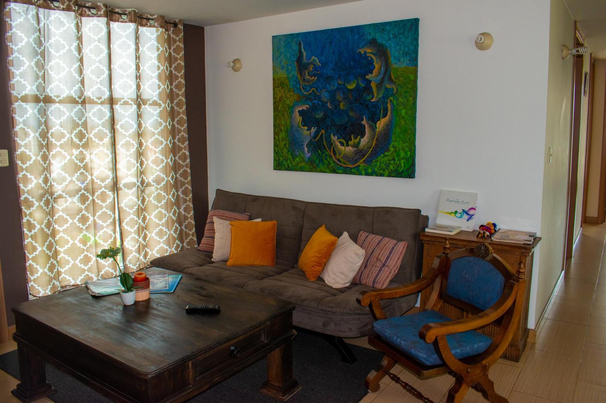2 Rooms, 1 King Size Bed, 64" Smart Hdtv Guatemala City Ngoại thất bức ảnh